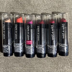 🥰🥰Wet n Wild Lipstick Set🥰🥰